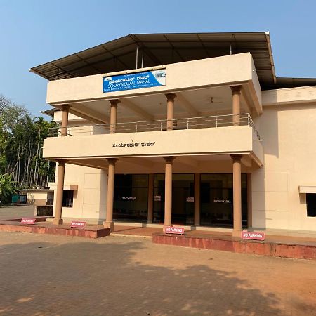 Sooryakamal Mahal Hotel Dharmastala Exterior foto